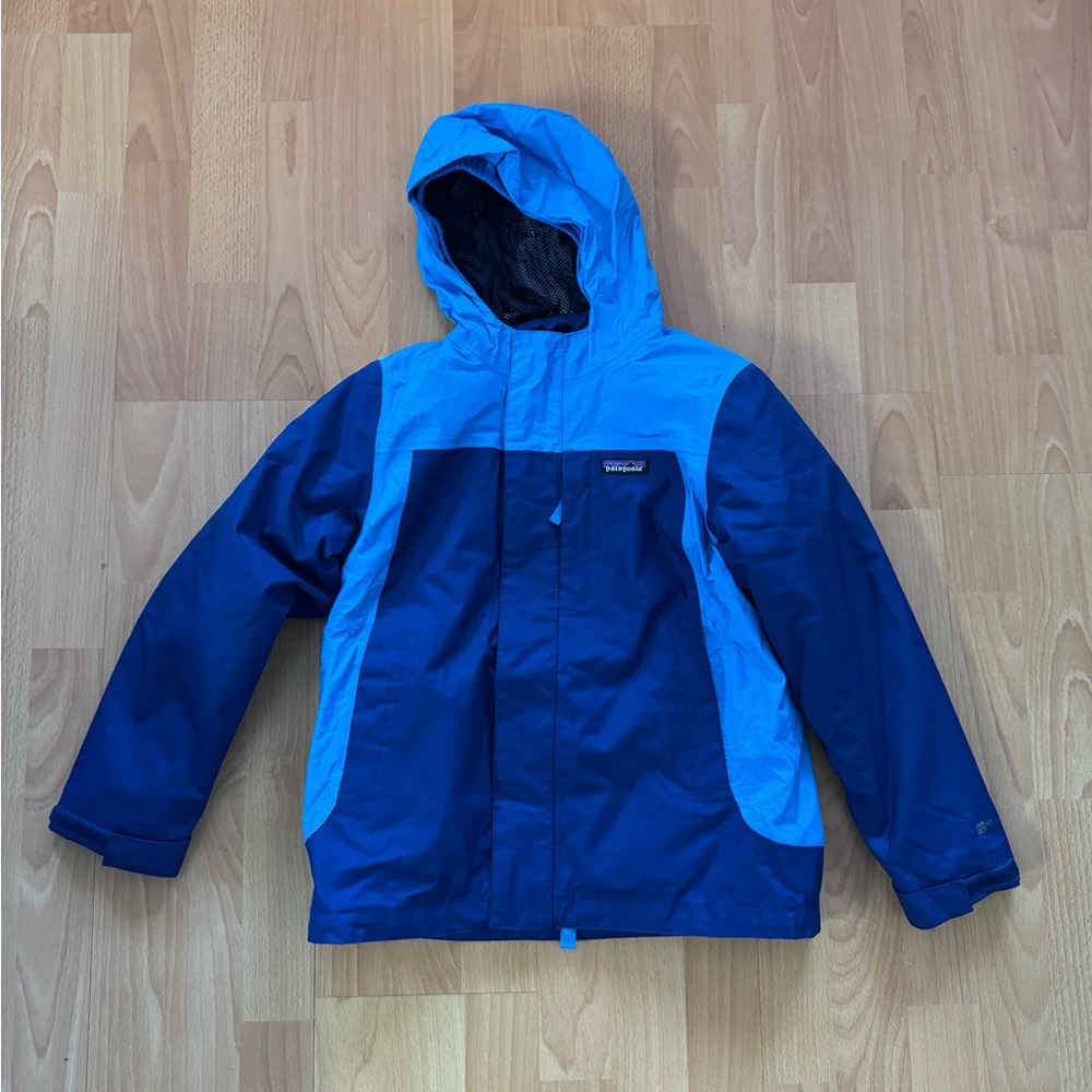 Patagonia jacket kids size Small 7-8